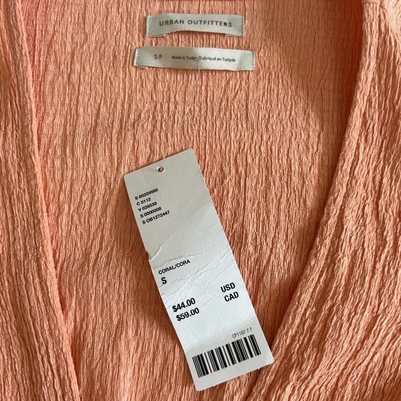 Urban Outfitters Coral Lucielle Ruffle Tie Front Flared Sleeves Size Small New - Picture 6 of 6